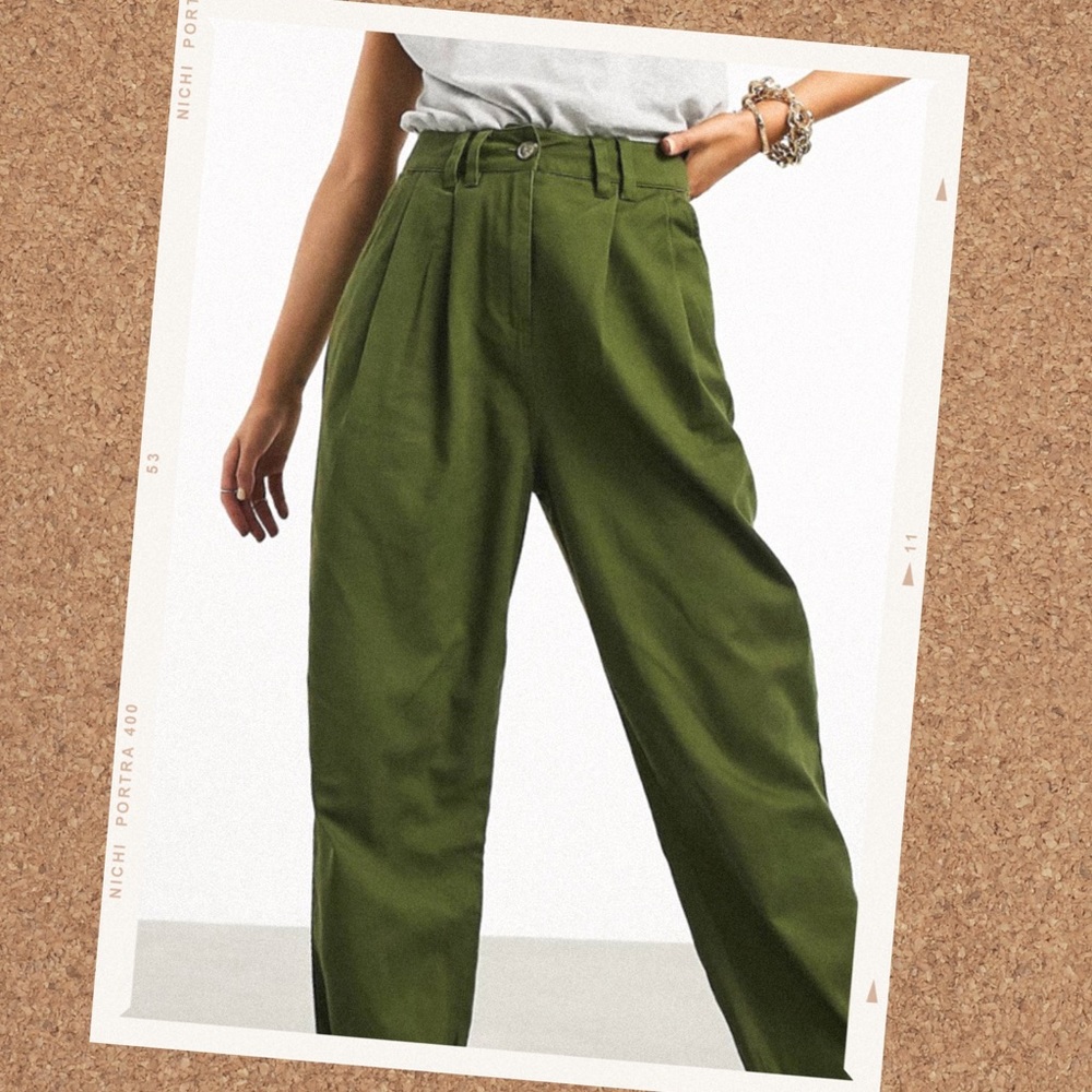 Olive green balloon pleated pants